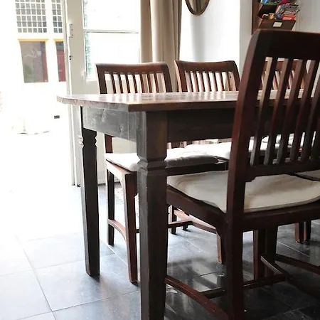 Bed & Breakfast Bed En Beschuit